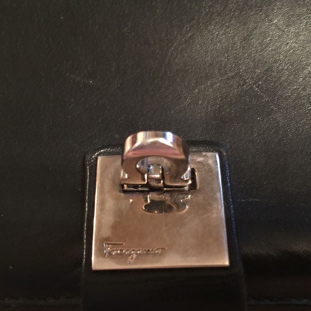 Salvatore Ferragamo Black Leather Wallet - Picture 3 of 6
